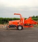 Caravaggi CIPPO 25T Diesel-Holzhäcksler – 75 PS Profi-Häcksler Ø250 mm