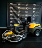 Frontmäher Stiga Park 500 WX Special 4x4 + Combi 125 Q Plus 530 cm³ 125 cm – Bild 28