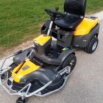 Frontmäher Stiga Park 700 WX 4x4 + Combi PRO 110 Q Plus 110 cm 586 cm³ 20 PS