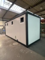 Sanitärcontainer Villex Sanitary Plus Cube Weiß 6,0 × 2,4 × 2,6 m – Bild 4